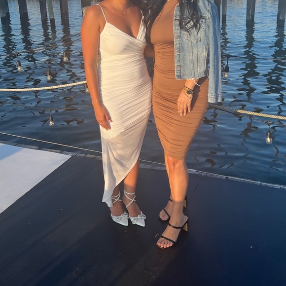 Hello Molly white midi dress - Picture 5 of 5